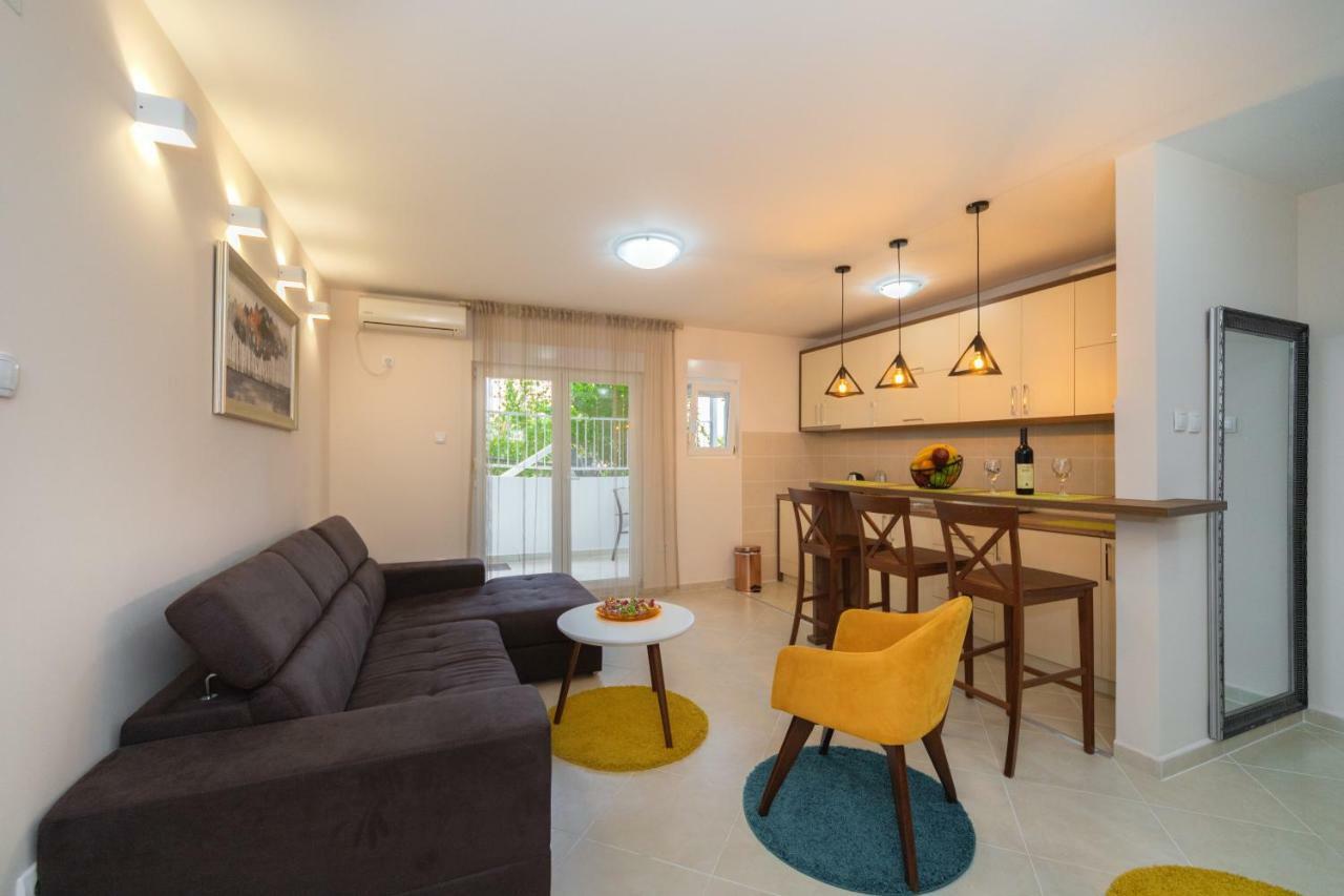 Apartmani Tref Petrovac Exterior foto