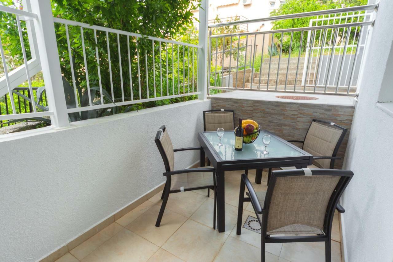 Apartmani Tref Petrovac Exterior foto