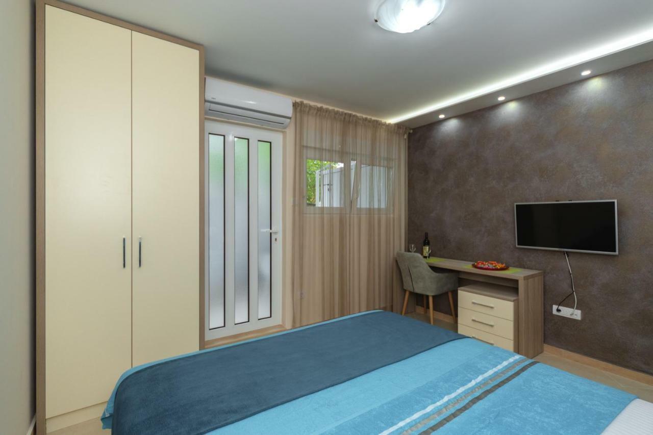 Apartmani Tref Petrovac Exterior foto