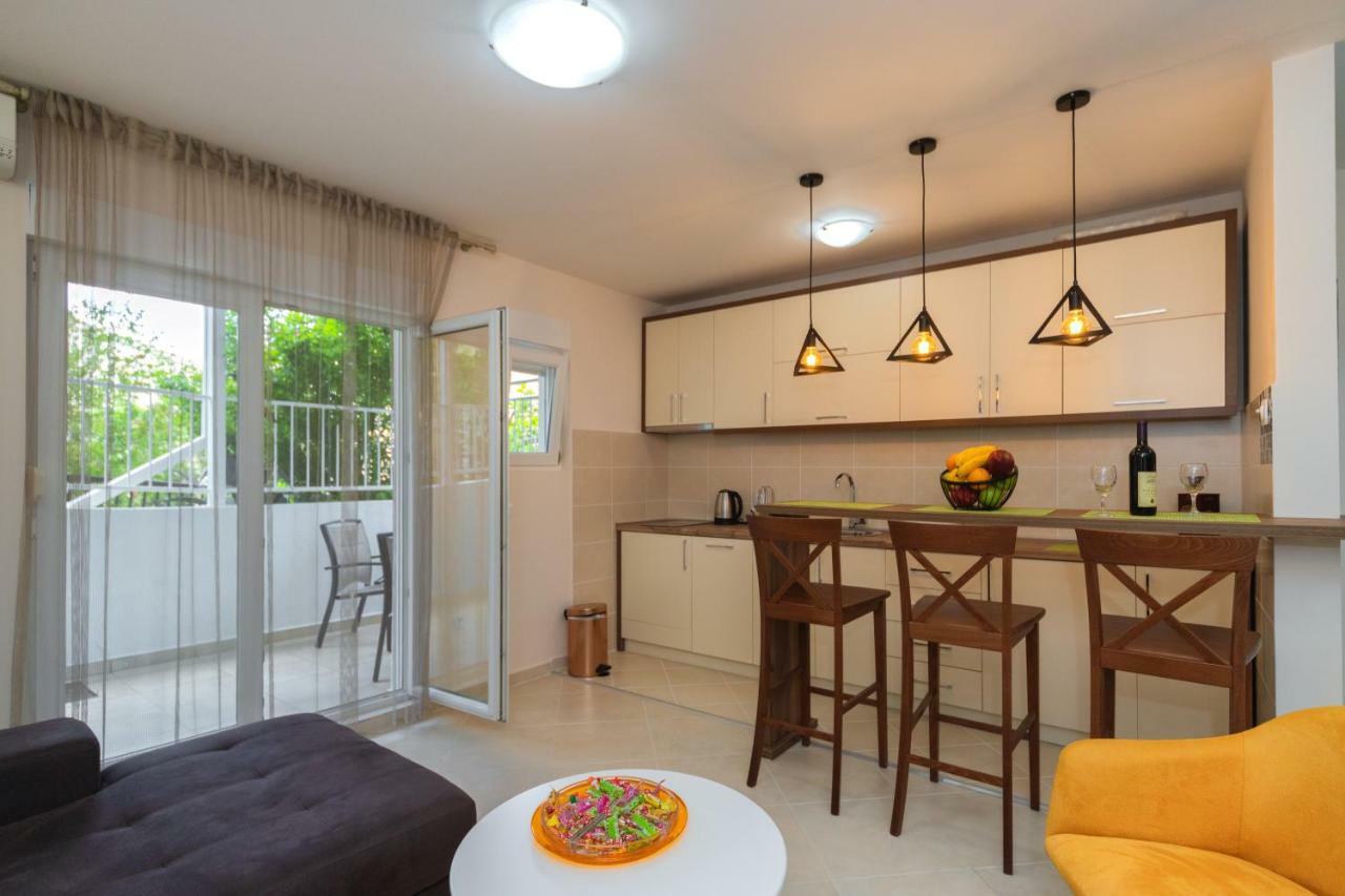 Apartmani Tref Petrovac Exterior foto