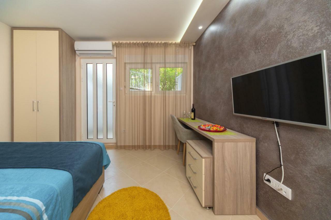 Apartmani Tref Petrovac Exterior foto